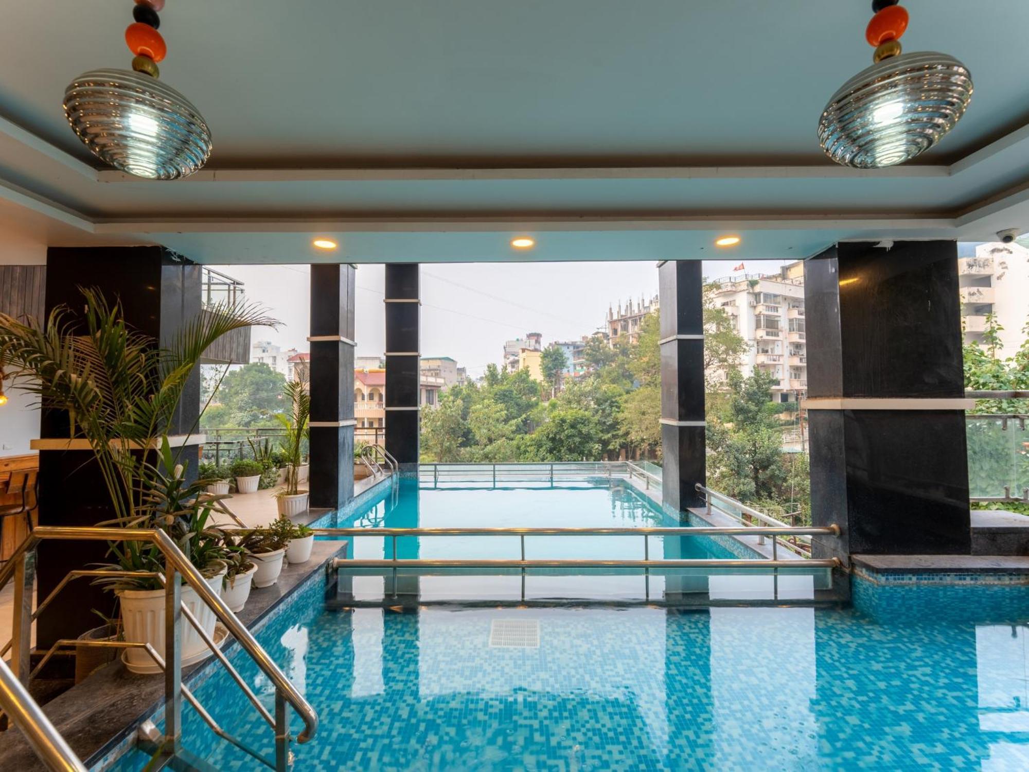 Moustache Rishikesh Luxuria Hostel Exterior photo